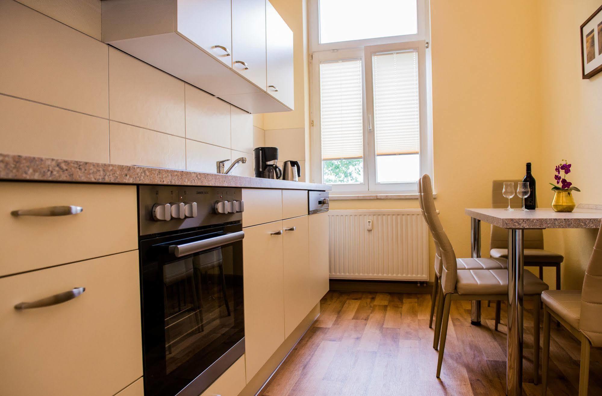 Apartmenthaus Stadt Metz Dresden Exterior foto